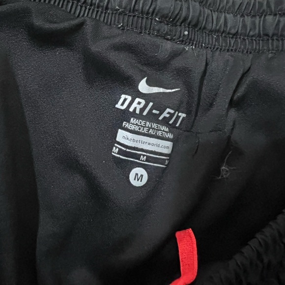 Nike Shorts - Picture 3 of 3